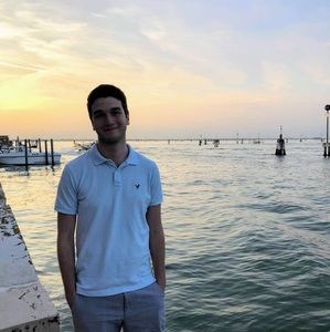 Meet your Posher, Daniel